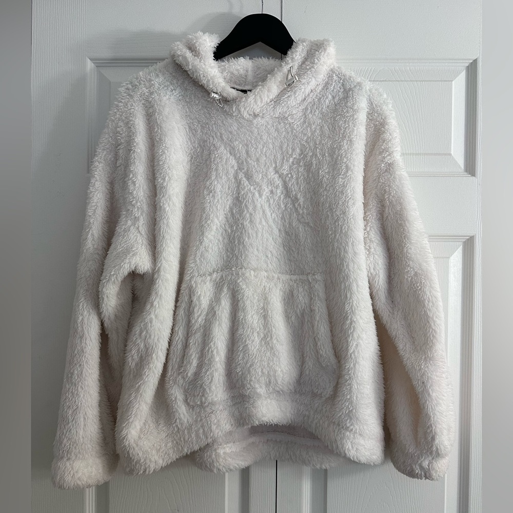 White hoodie osito like size S oversized